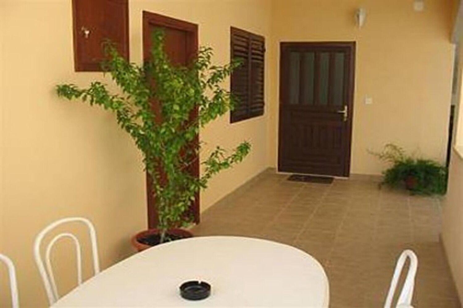 מאקרסקה Apartments Sini מראה חיצוני תמונה