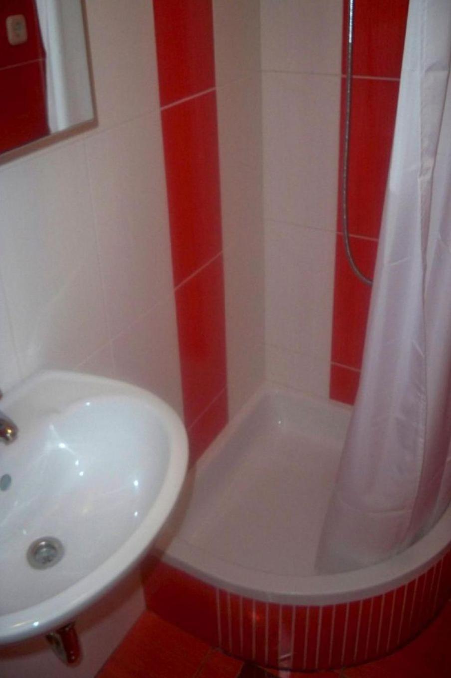 מאקרסקה Apartments Sini מראה חיצוני תמונה