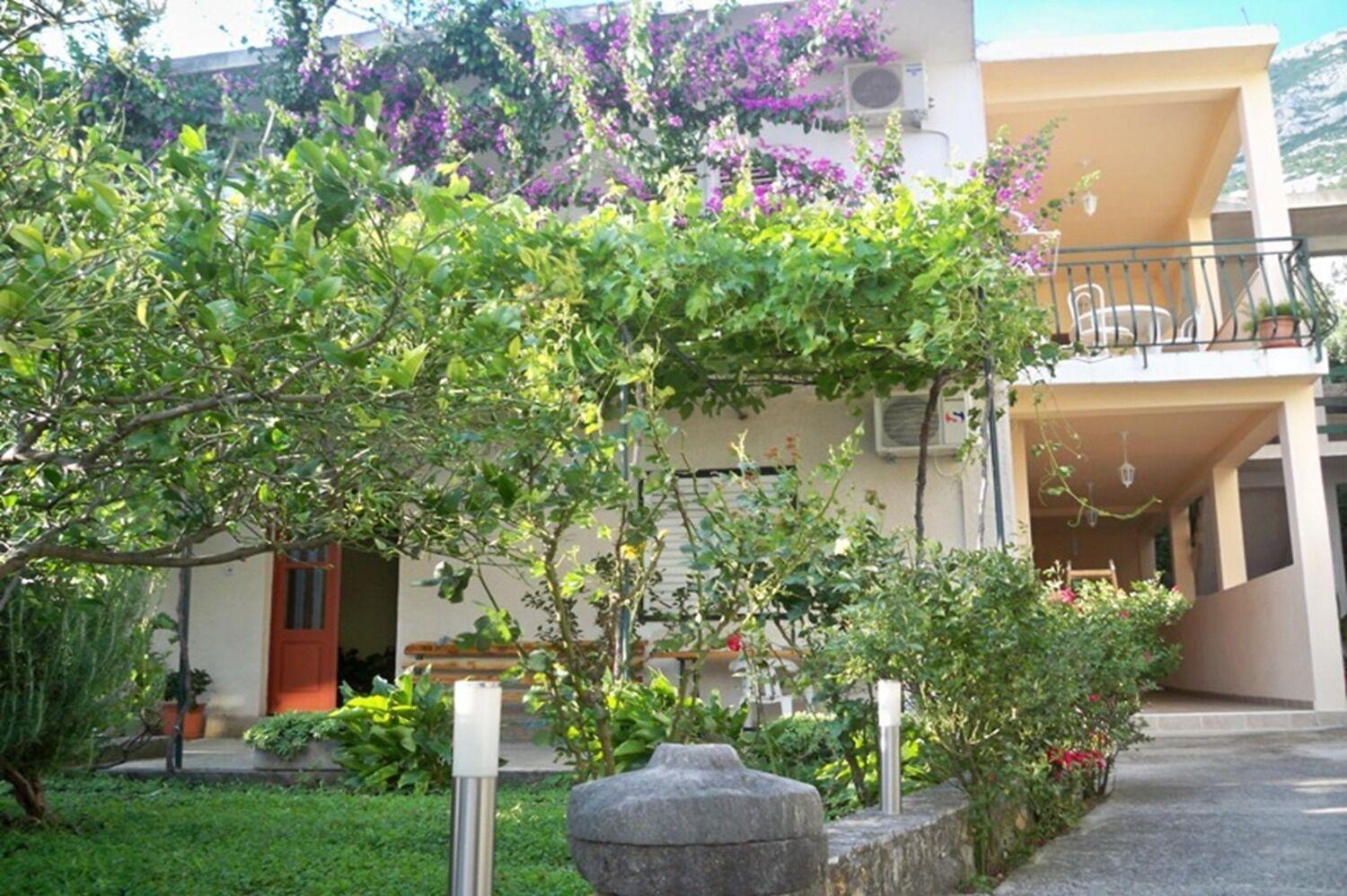 מאקרסקה Apartments Sini מראה חיצוני תמונה