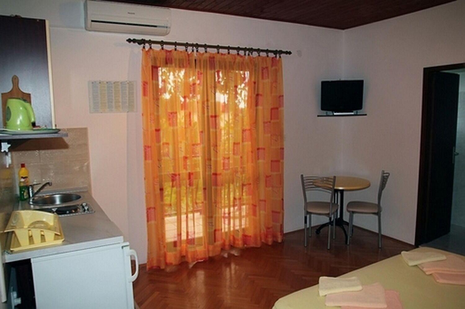 מאקרסקה Apartments Sini מראה חיצוני תמונה